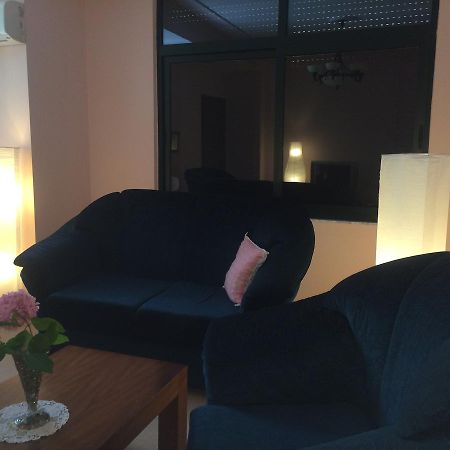 Friends House Bed and Breakfast Tirana Eksteriør billede